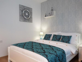 Гостиница Black Sea Apartment  Поморье